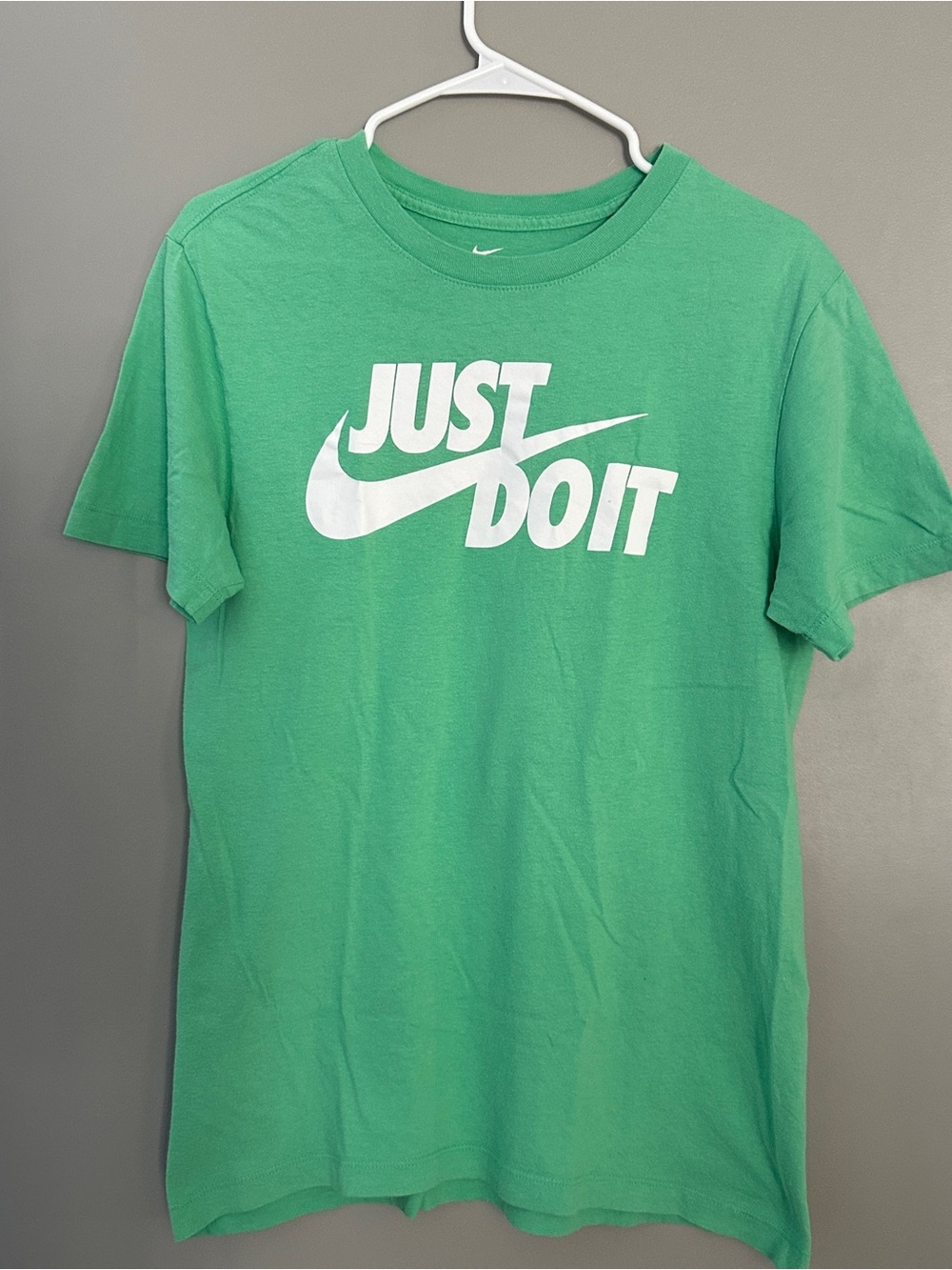 Nike "Just Do It" Green Graphic Tee